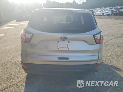 Zdjęcie 6 z 12 samochodu: 2018 FORD ESCAPE S VIN:1FMCU0F78JUA36658 - miniatura