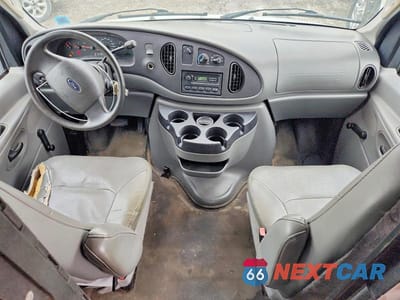 Zdjęcie 8 z 14 samochodu: 2007 FORD ECONOLINE E250 VAN VIN:1FTNE24W97DB27558 - miniatura