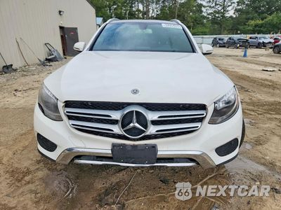 Piąte zdjęcie samochodu w środku: 2018 MERCEDES-BENZ GLC 300 VIN:WDC0G4JB0JF402113 - miniatura