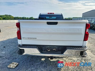 Zdjęcie 6 z 12 samochodu: 2022 CHEVROLET SILVERADO LTD C1500 VIN:3GCNWAED5NG198485 - miniatura