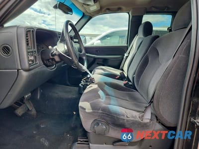 Zdjęcie 7 z 12 samochodu: 2002 GMC NEW SIERRA C1500 VIN:2GTEC19V021274730 - miniatura
