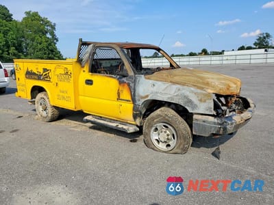 Czwarte zdjęcie samochodu z boku: 2005 CHEVROLET SILVERADO C2500 HEAVY DUTY VIN:1GBHC24U15E298818 - miniatura