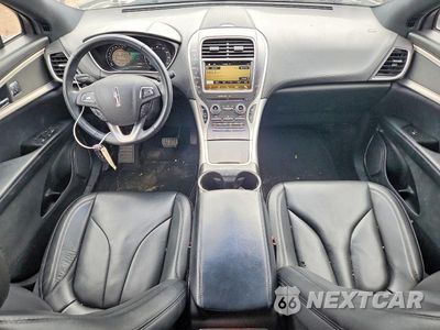 Zdjęcie 8 z 12 samochodu: 2016 LINCOLN MKX PREMIERE VIN:2LMTJ6JR3GBL79062 - miniatura