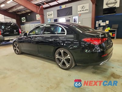 Drugie zdjęcie samochodu z przodu: 2022 MERCEDES-BENZ C 300 VIN:W1KAF4GB6NR040027 - miniatura