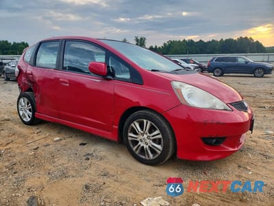 Czwarte zdjęcie samochodu z boku: 2009 HONDA FIT SPORT VIN:JHMGE88439S033855 - miniatura