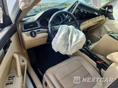 Zdjęcie 8 z 12 samochodu: 2017 VOLKSWAGEN PASSAT SE VIN:1VWBT7A3XHC023195 - miniatura