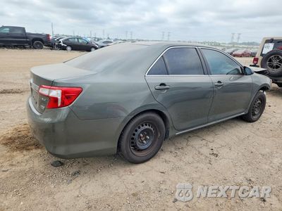 Trzecie zdjęcie samochodu z tyłu: 2013 TOYOTA CAMRY HYBRID XLE VIN:4T1BD1FK6DU083939 - miniatura