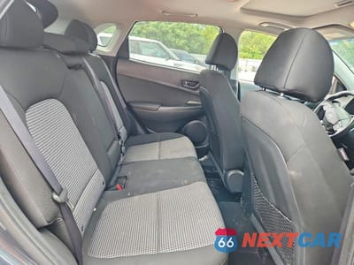 Zdjęcie 10 z 12 samochodu: 2018 HYUNDAI KONA SEL VIN:KM8K62AA1JU083986 - miniatura