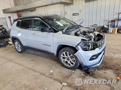 Czwarte zdjęcie samochodu z boku: 2025 JEEP COMPASS LIMITED VIN:3C4NJDCN4ST508477 - miniatura
