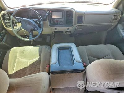 Zdjęcie 8 z 13 samochodu: 2005 CHEVROLET AVALANCHE C1500 VIN:3GNEC12Z65G208960 - miniatura