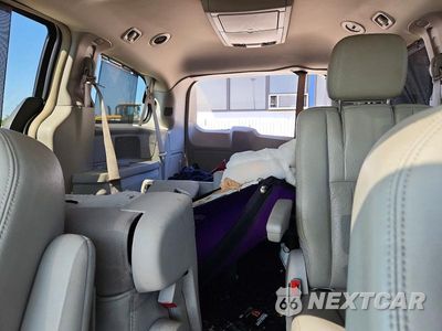 Zdjęcie 10 z 13 samochodu: 2011 CHRYSLER TOWN & COUNTRY TOURING L VIN:2A4RR8DG5BR651050 - miniatura