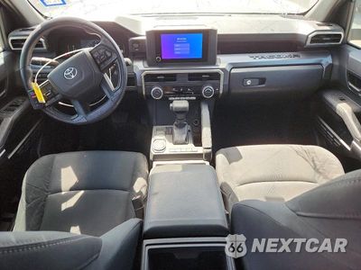 Zdjęcie 8 z 12 samochodu: 2024 TOYOTA TACOMA VIN:3TMKB5FN4RM018126 - miniatura