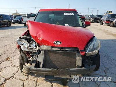Piąte zdjęcie samochodu w środku: 2013 KIA SOUL BASE VIN:KNDJT2A5XD7535867 - miniatura