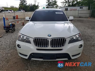 Piąte zdjęcie samochodu w środku: 2013 BMW X3 XDRIVE28I VIN:5UXWX9C56D0A18088 - miniatura