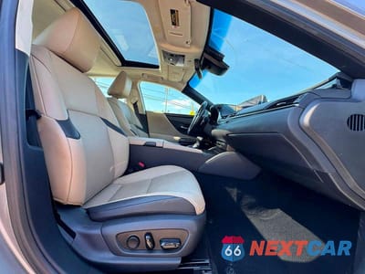 Piąte zdjęcie samochodu w środku: 2020 LEXUS ES 350 VIN:58ADZ1B15LU079668 - miniatura