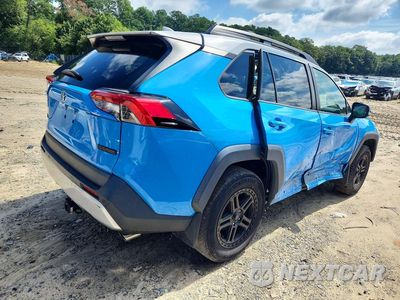 Trzecie zdjęcie samochodu z tyłu: 2019 TOYOTA RAV4 ADVENTURE VIN:2T3J1RFV0KW018537 - miniatura
