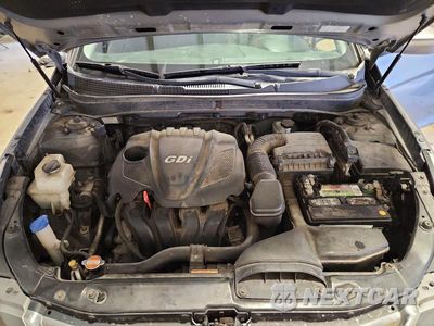 Zdjęcie 11 z 13 samochodu: 2012 HYUNDAI SONATA SE VIN:5NPEC4AC9CH438746 - miniatura