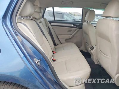 Zdjęcie 10 z 12 samochodu: 2015 VOLKSWAGEN GOLF TDI VIN:3VW2A7AUXFM099851 - miniatura