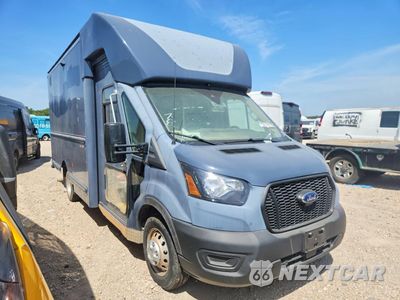 Czwarte zdjęcie samochodu z boku: 2021 FORD TRANSIT DELIVERY TRUCK VIN:1FDDF6P86MKA55377 - miniatura