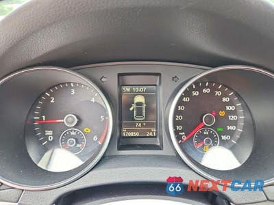 Zdjęcie 9 z 12 samochodu: 2013 VOLKSWAGEN GOLF VIN:WVWNM7AJ6DW014384 - miniatura