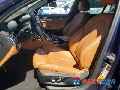 Zdjęcie 7 z 13 samochodu: 2020 BMW 530E VIN:WBAJA9C0XLCD50353 - miniatura