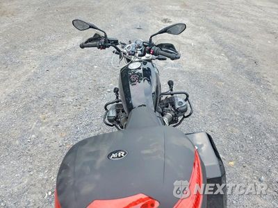 Zdjęcie 6 z 9 samochodu: 2024 BMW R 12 VIN:WB10N5305R6J86362 - miniatura