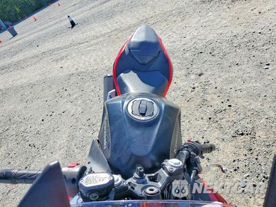 Piąte zdjęcie samochodu w środku: 2025 KAWASAKI EX500 VIN:ML5EXGG18SDA59881 - miniatura