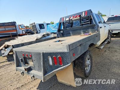 Trzecie zdjęcie samochodu z tyłu: 2022 RAM 3500 TRADESMAN VIN:3C63R3GL2NG416615 - miniatura