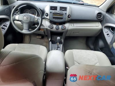 Zdjęcie 8 z 13 samochodu: 2009 TOYOTA RAV4 BASE VIN:JTMZF33V395010116 - miniatura