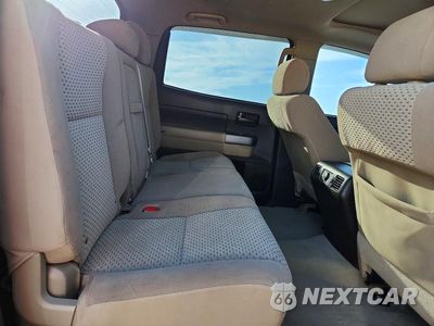 Zdjęcie 10 z 13 samochodu: 2010 TOYOTA TUNDRA CREWMAX SR5 VIN:5TFDW5F10AX139132 - miniatura