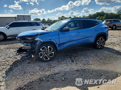 2024 CHEVROLET TRAX 2RS KL77LJE21RC184489 - główne zdjęcie licytacji z USA - miniatura