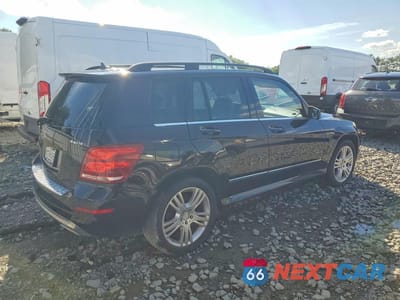 Trzecie zdjęcie samochodu z tyłu: 2013 MERCEDES-BENZ GLK 350 4MATIC VIN:WDCGG8JB7DF963483 - miniatura