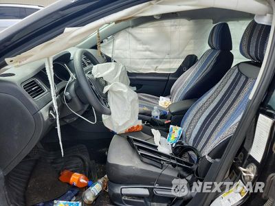Zdjęcie 7 z 13 samochodu: 2017 VOLKSWAGEN JETTA S VIN:3VW2B7AJ1HM381012 - miniatura