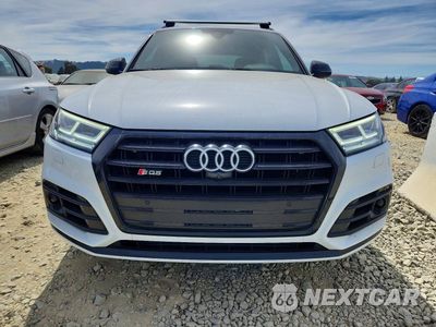 Piąte zdjęcie samochodu w środku: 2019 AUDI SQ5 PRESTIGE VIN:WA1C4BFY8K2111522 - miniatura