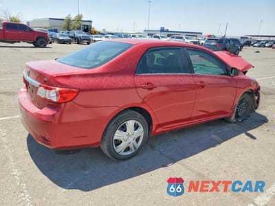 Trzecie zdjęcie samochodu z tyłu: 2013 TOYOTA COROLLA LE VIN:5YFBU4EE8DP078739 - miniatura