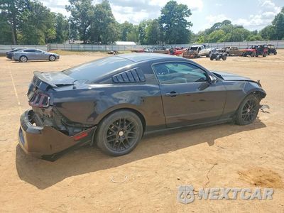 Trzecie zdjęcie samochodu z tyłu: 2014 FORD MUSTANG VIN:1ZVBP8AM3E5309683 - miniatura