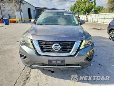 Piąte zdjęcie samochodu w środku: 2017 NISSAN PATHFINDER S VIN:5N1DR2MN2HC622291 - miniatura