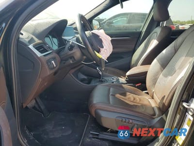Zdjęcie 7 z 13 samochodu: 2020 BMW X1 XDRIVE28I VIN:WBXJG9C02L5P85325 - miniatura