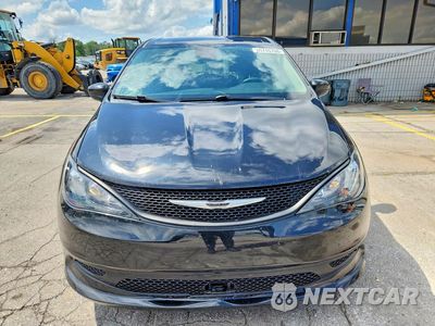 Piąte zdjęcie samochodu w środku: 2023 CHRYSLER VOYAGER LX VIN:2C4RC1CG1PR585779 - miniatura
