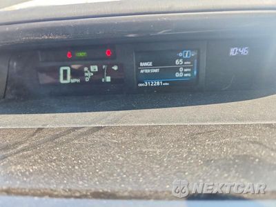 Zdjęcie 9 z 13 samochodu: 2015 TOYOTA PRIUS V FIVE VIN:JTDZN3EU8FJ020313 - miniatura