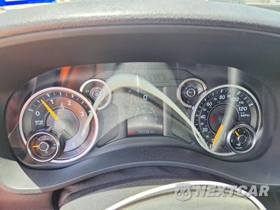 Zdjęcie 9 z 12 samochodu: 2019 RAM 2500 TRADESMAN VIN:3C6UR5CL5KG579566 - miniatura