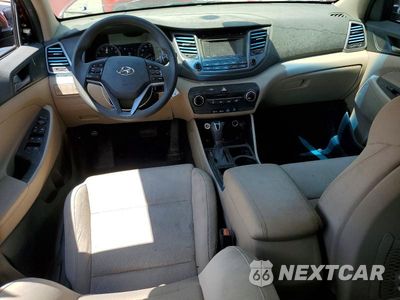Zdjęcie 8 z 13 samochodu: 2016 HYUNDAI TUCSON SE VIN:KM8J33A46GU026924 - miniatura
