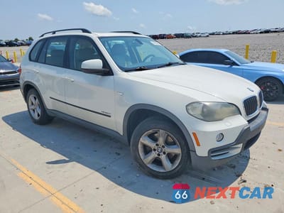 Czwarte zdjęcie samochodu z boku: 2009 BMW X5 XDRIVE30I VIN:5UXFE43559L265548 - miniatura
