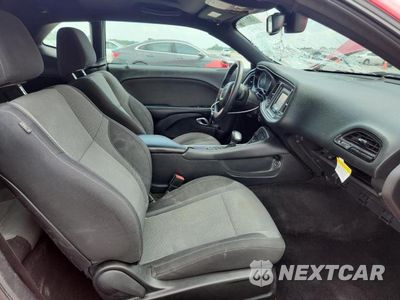 Zdjęcie 10 z 12 samochodu: 2015 DODGE CHALLENGER SXT VIN:2C3CDZAT9FH906123 - miniatura