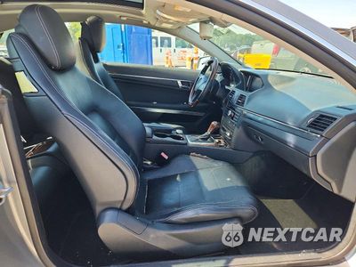 Zdjęcie 10 z 12 samochodu: 2011 MERCEDES-BENZ E 350 VIN:WDDKJ5GB8BF090739 - miniatura