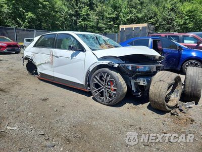 Czwarte zdjęcie samochodu z boku: 2025 HYUNDAI IONIQ 5 N VIN:KM8KNDA82SU004385 - miniatura