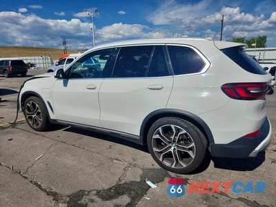 Drugie zdjęcie samochodu z przodu: 2021 BMW X5 XDRIVE45E VIN:5UXTA6C04M9G68363 - miniatura