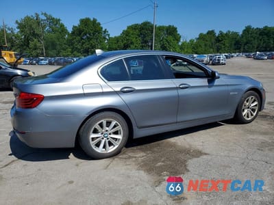 Trzecie zdjęcie samochodu z tyłu: 2015 BMW 528 XI VIN:WBA5A7C50FD625256 - miniatura