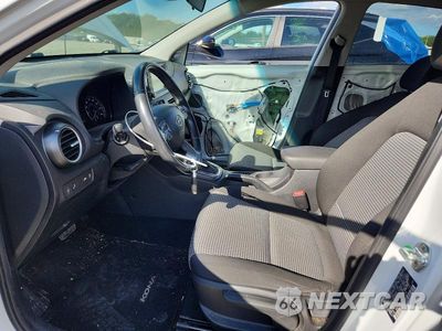 Zdjęcie 7 z 13 samochodu: 2019 HYUNDAI KONA SEL VIN:KM8K2CAA6KU371845 - miniatura