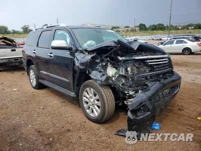 Czwarte zdjęcie samochodu z boku: 2019 TOYOTA SEQUOIA PLATINUM VIN:5TDDY5G18KS168135 - miniatura